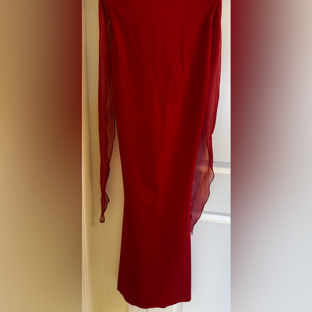 Lucy in the Sky. Back Bow Strapless Dress in Red. Size S. Good condition - Picture 12 of 15